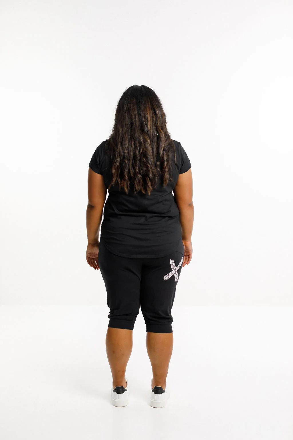 3/4 Apartment Pants - Black with Paper Plane X - Image 6