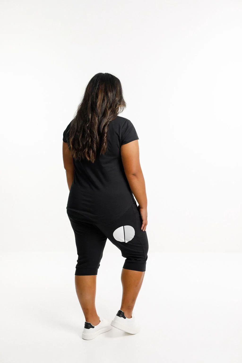3/4 Apartment Pants - Black With White/Grey Circle Dot - Image 6