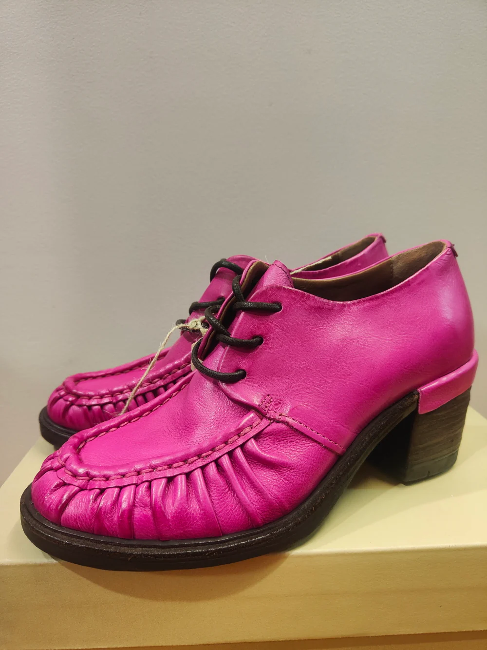 As 98 Jamal Shoe