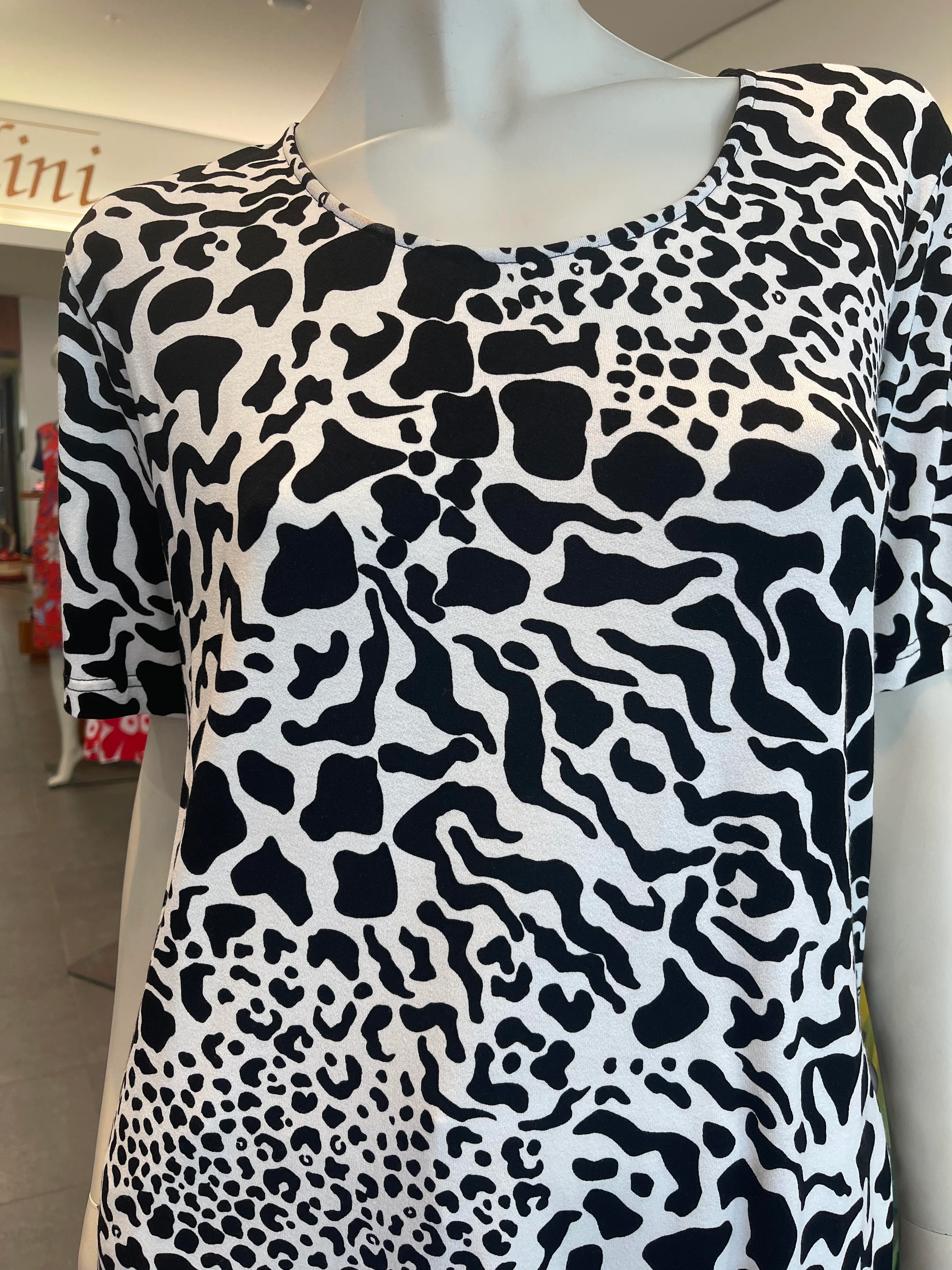 Bittermoon Lucy Top - Black And White Giraffe Print - Image 4