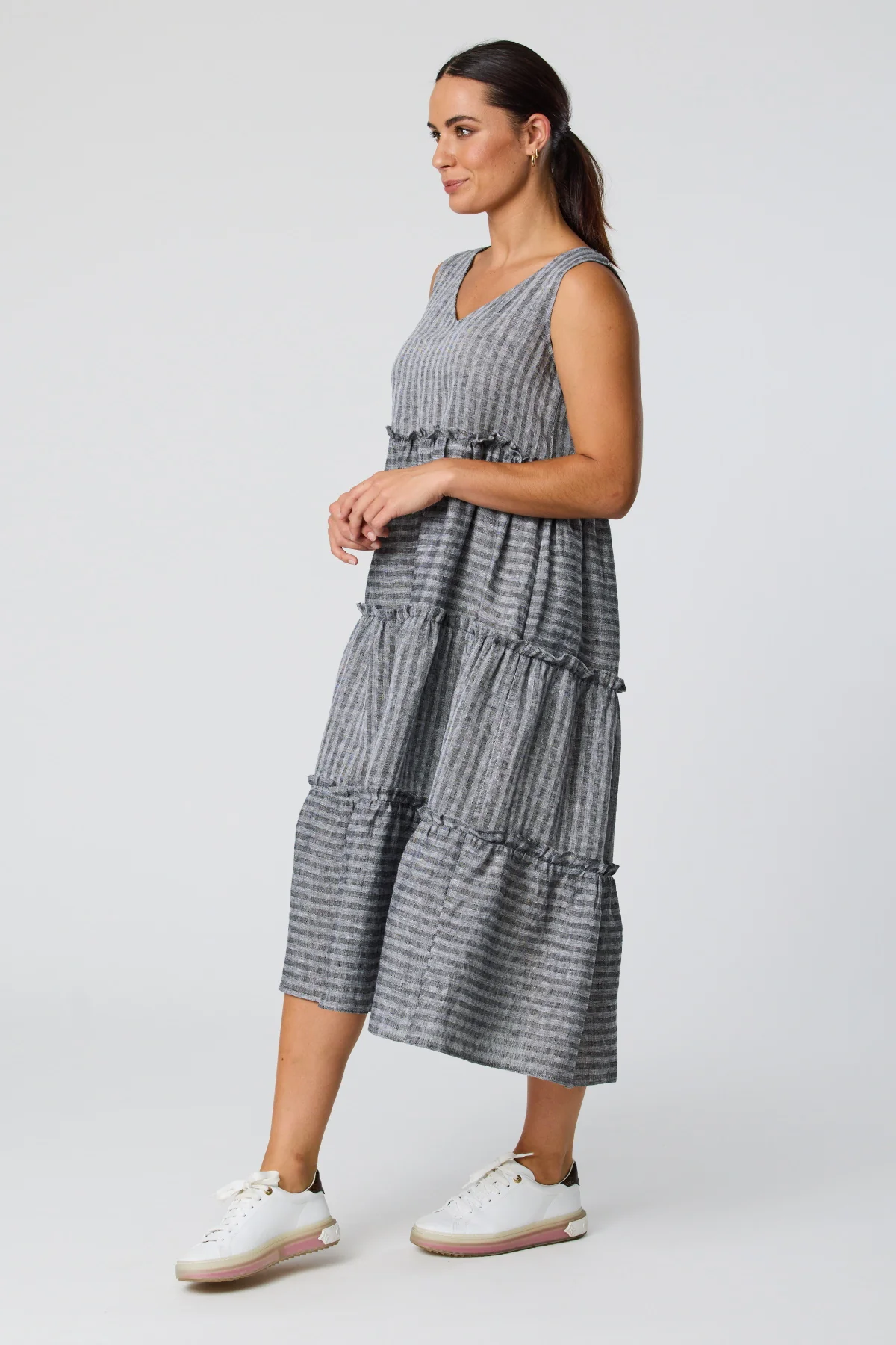 Blackstone Linen Dress - Image 4