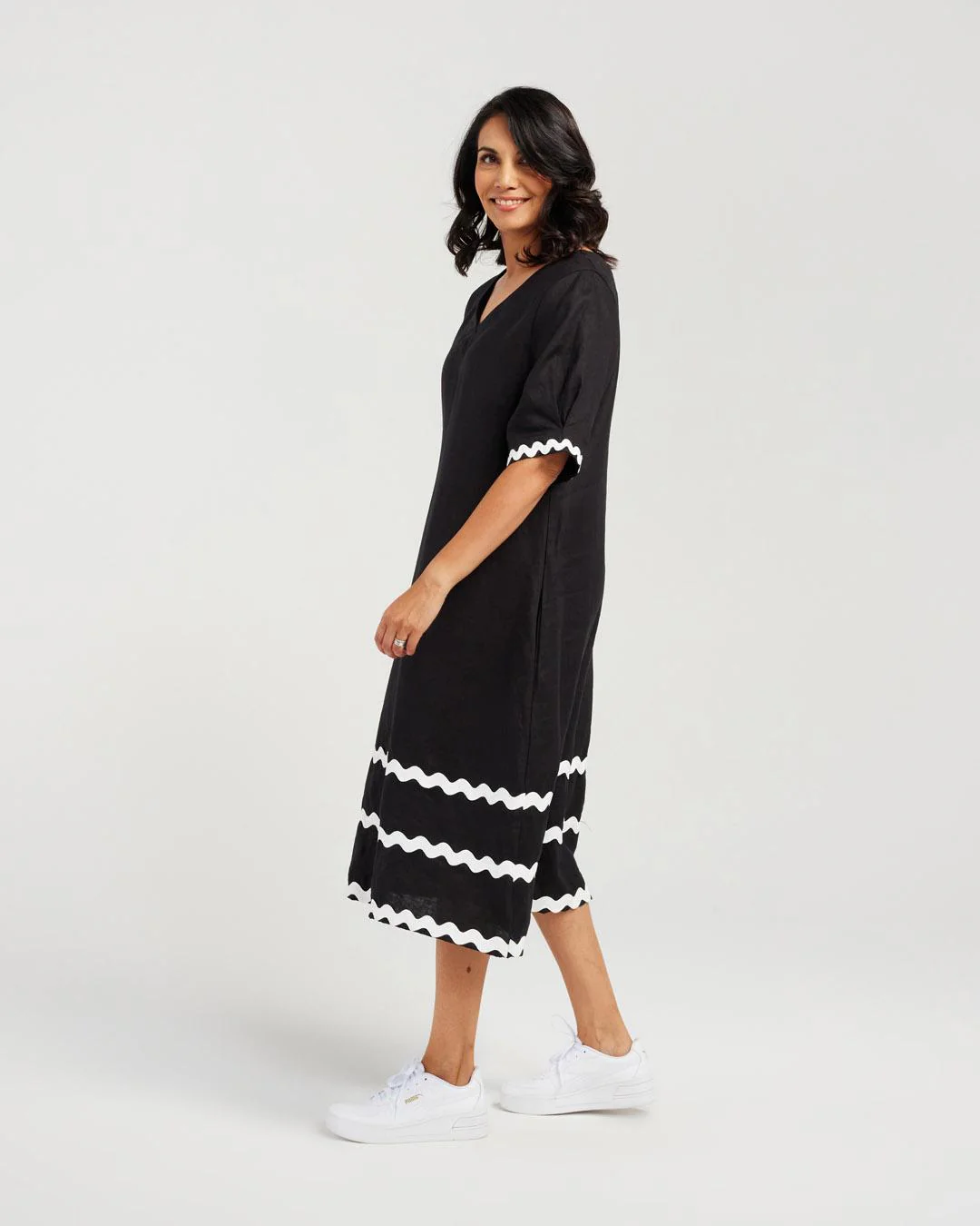 Blackstone Ric Rac Dres-Black - Image 4