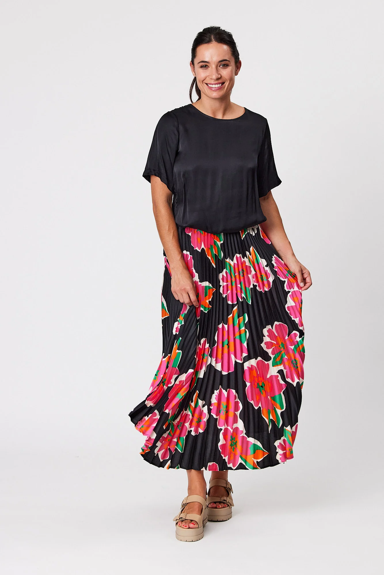 Blackstone Skirt Black - Image 3