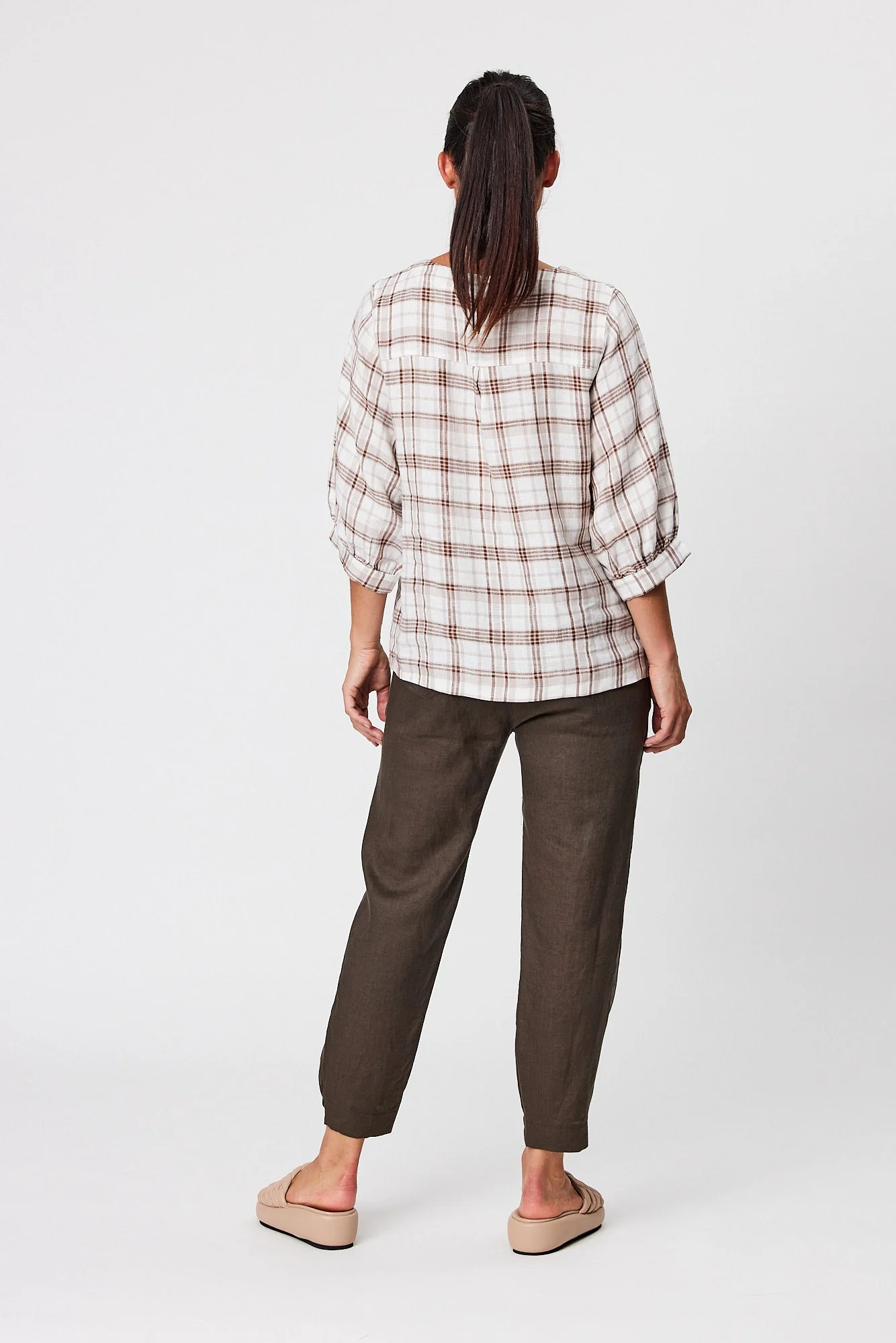 Blackstone Top - Off White / Dark Oak - Image 3