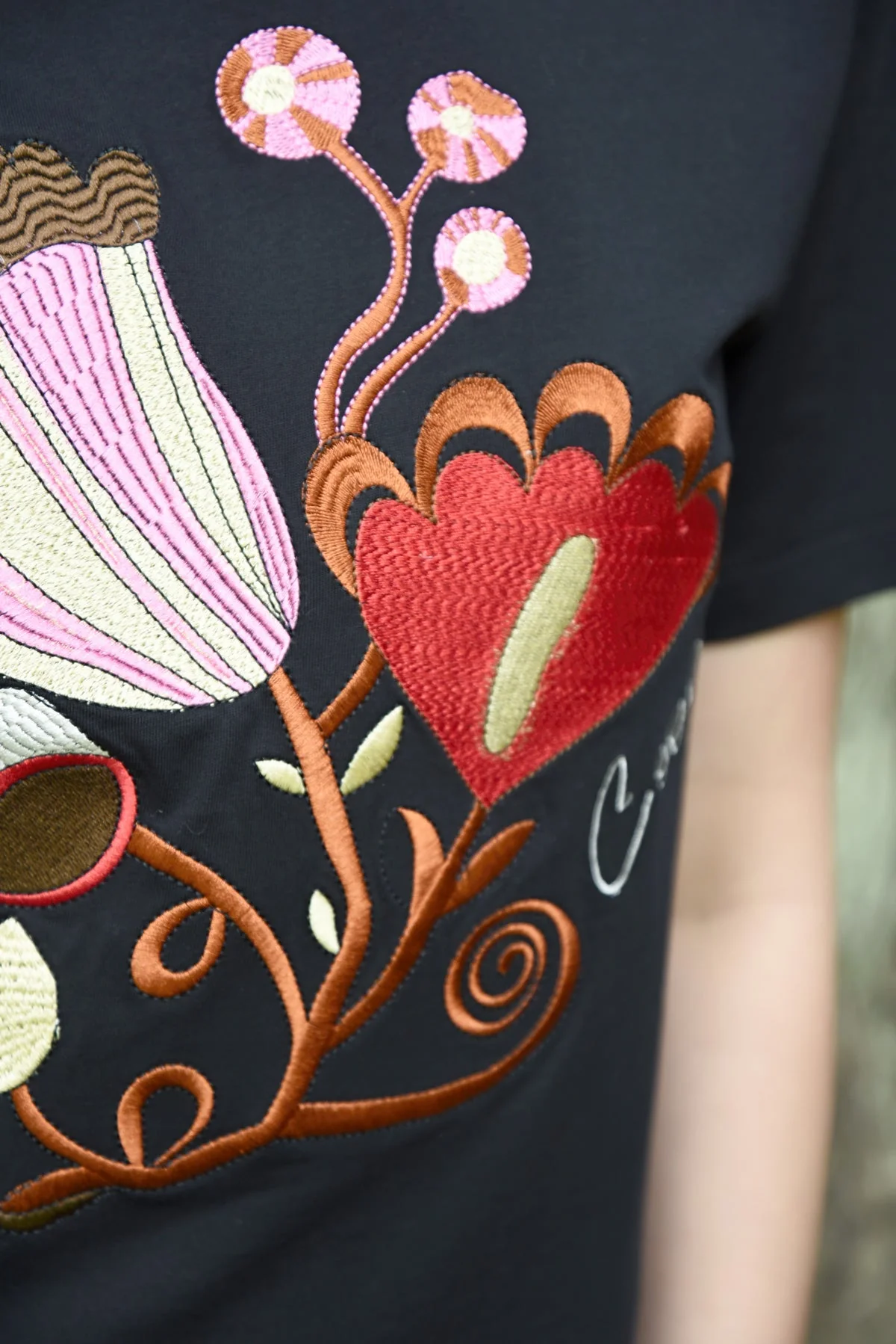 Coop Stitch Hazel Tee - Image 2