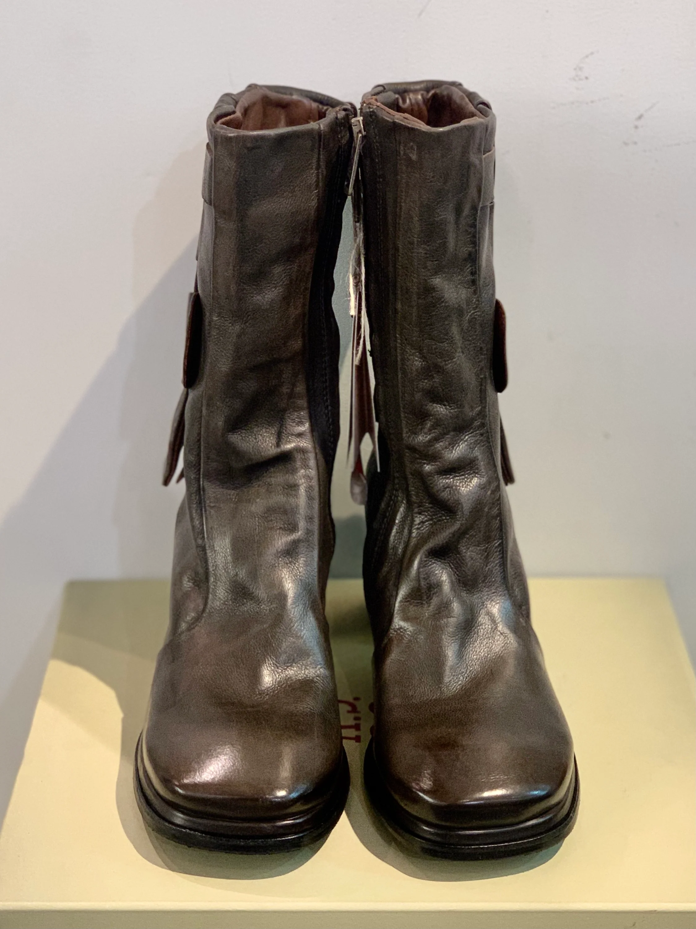 As 98 Boot - Chocolate - Image 2