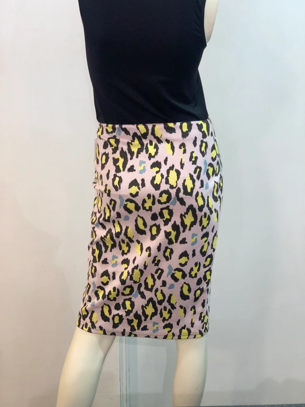 David Pond Skinny Skirt - Image 3