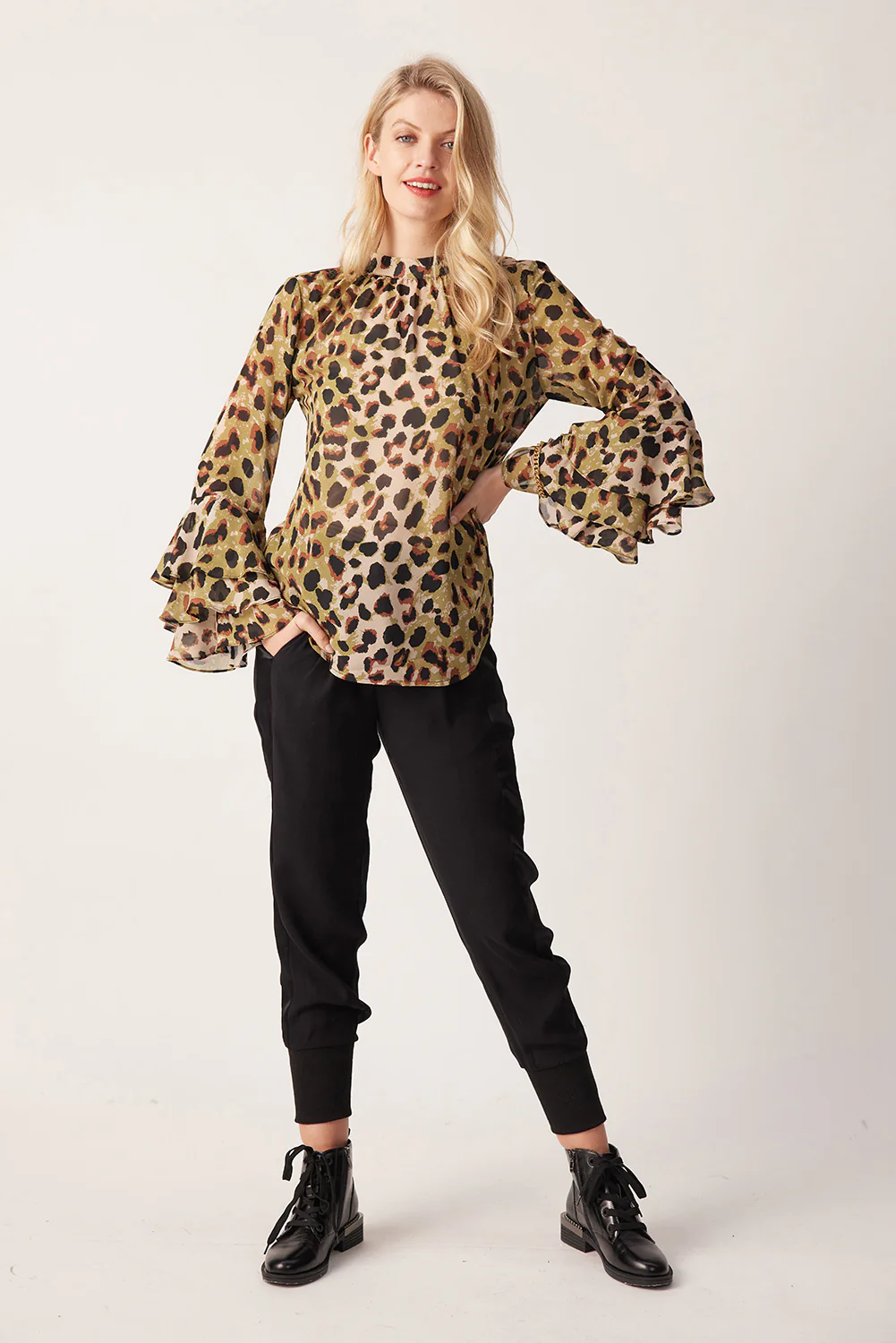 Lemon Tree Danika Blouse And Singlet Sage Leopard - Image 4