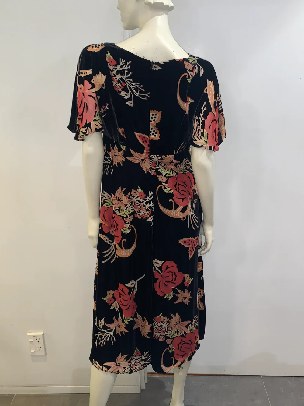 Moss & Spy Dress - Image 2