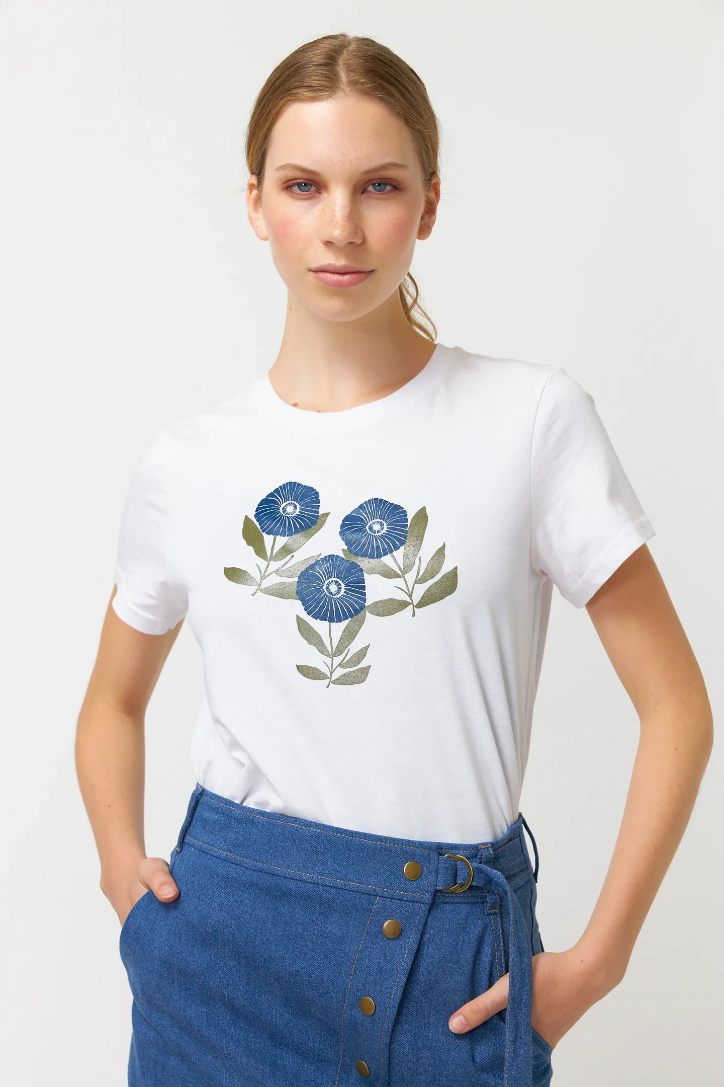 Sylvester Strawflower T shirt White - Image 7