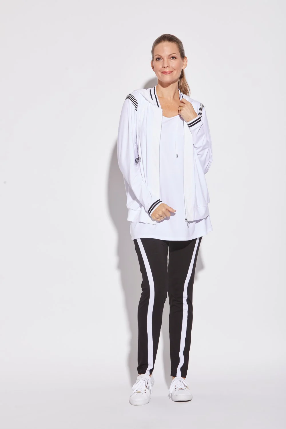 Curved Side Panel Jogger - Image 4