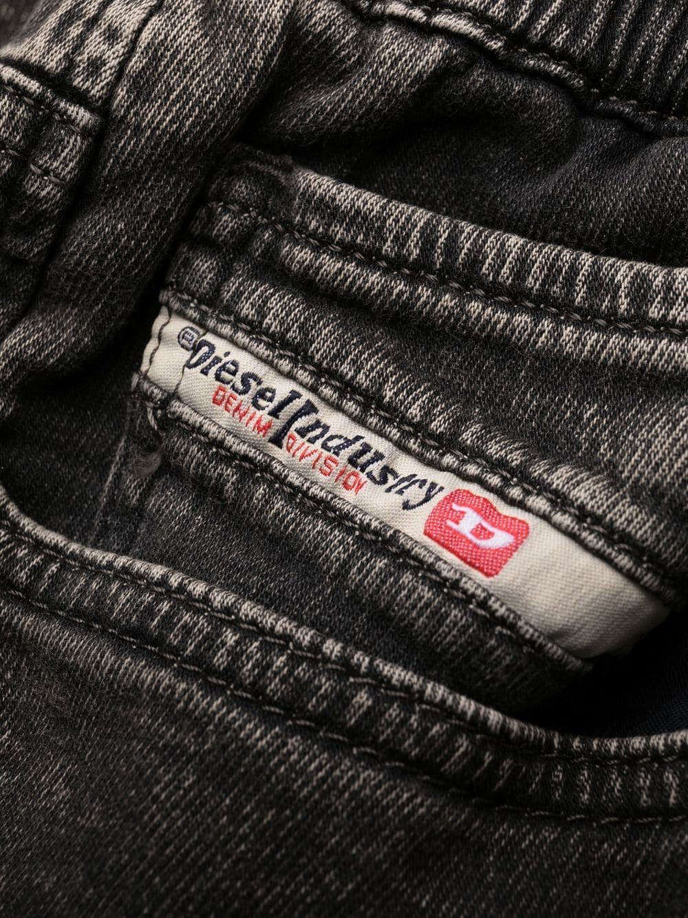 Diesel D-Ursy-Ne Jeans - Image 5