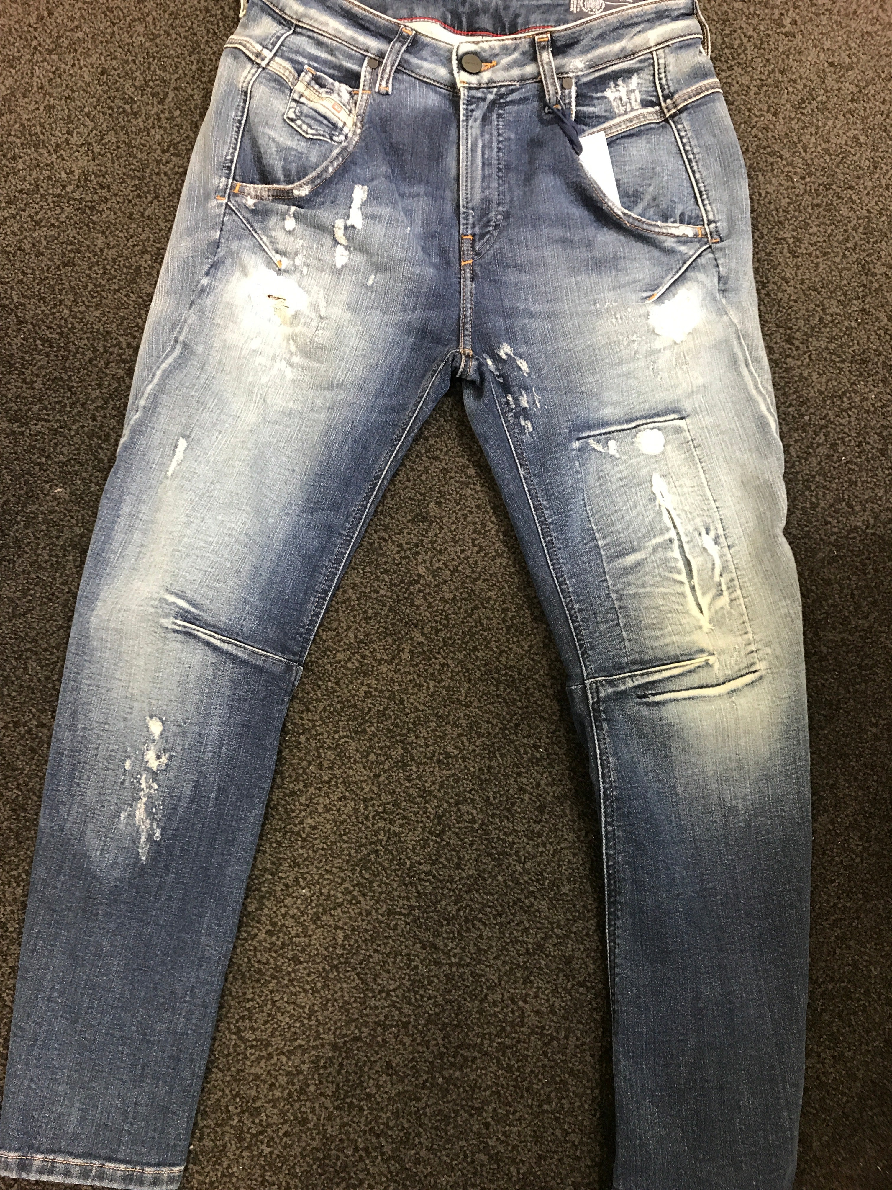 Diesel Fayza T Jean