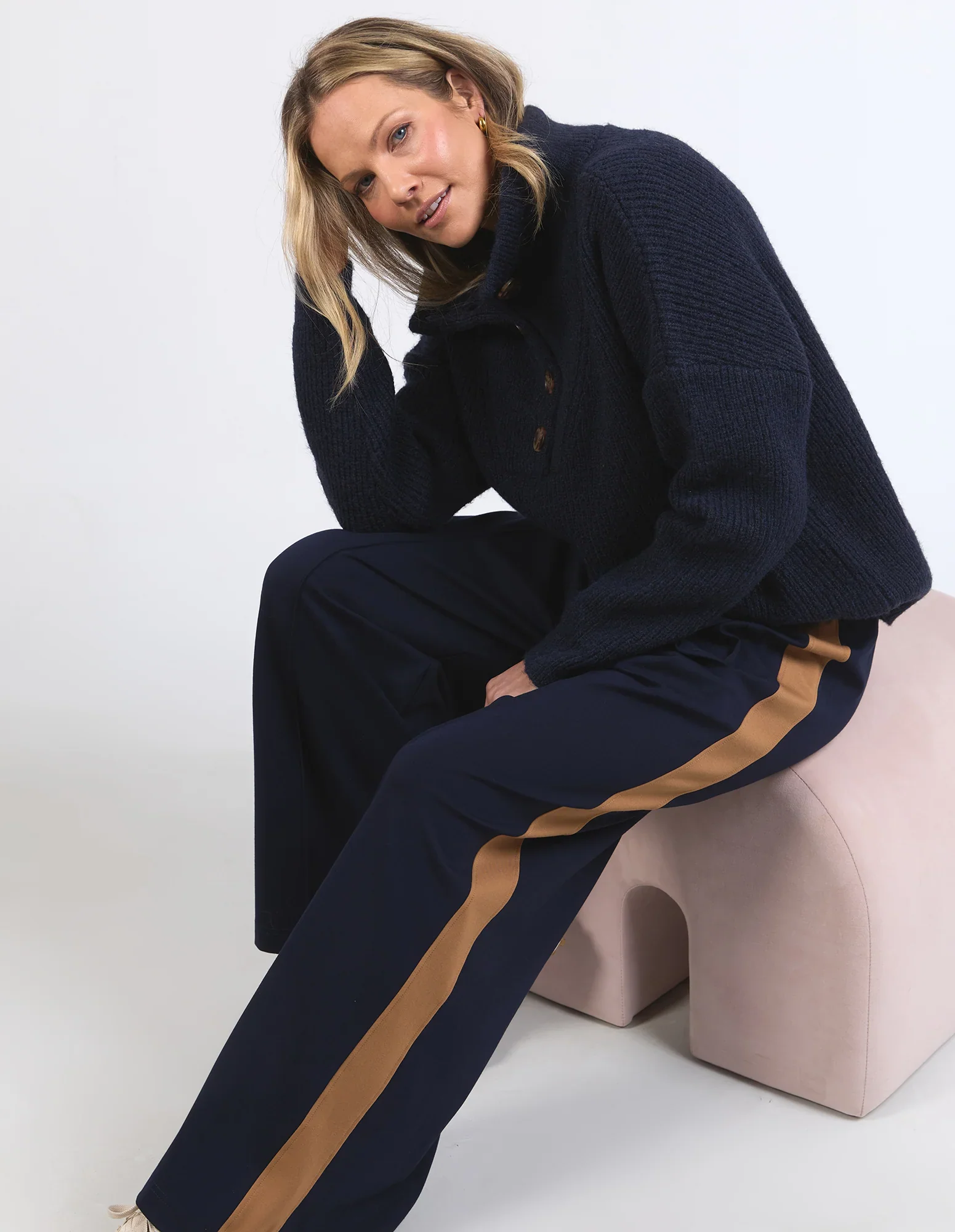 Elm Carmen Wide Leg Pant - Navy - Image 3