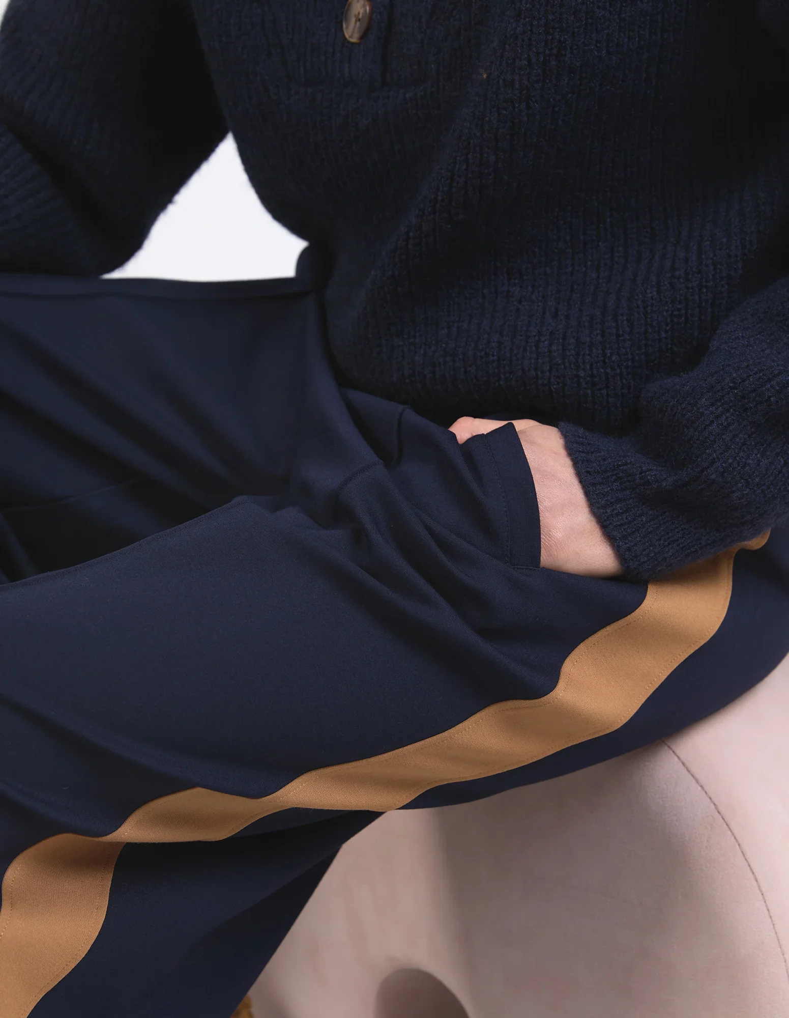 Elm Carmen Wide Leg Pant - Navy - Image 5