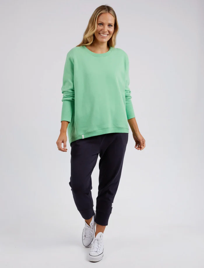 Elm Divine Cosy Crew - Image 2