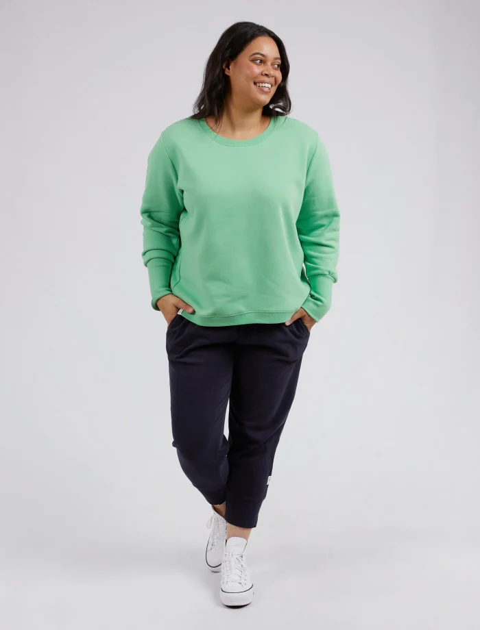 Elm Divine Cosy Crew - Image 8