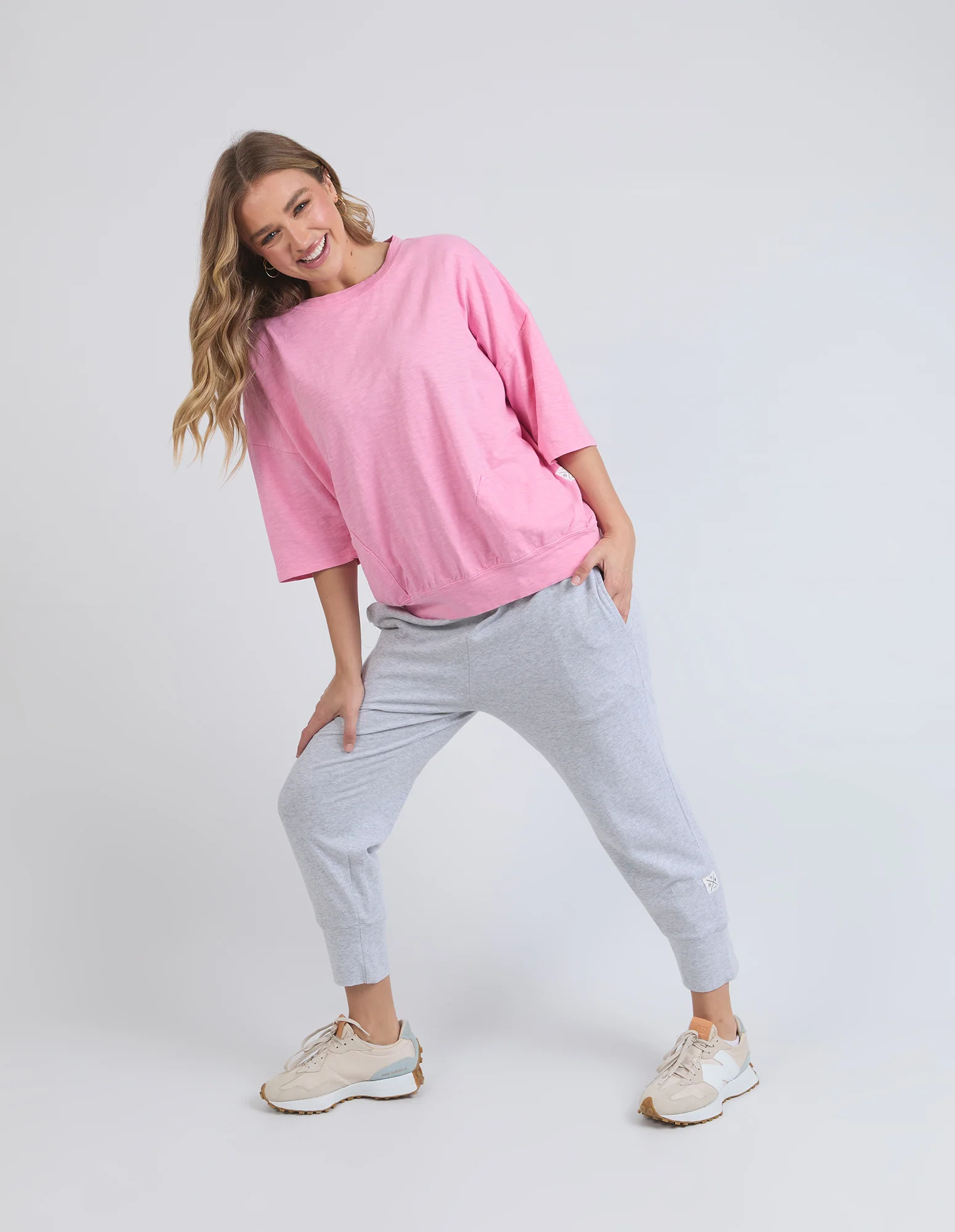 Elm Mazie Sweat Strawberry - Image 3