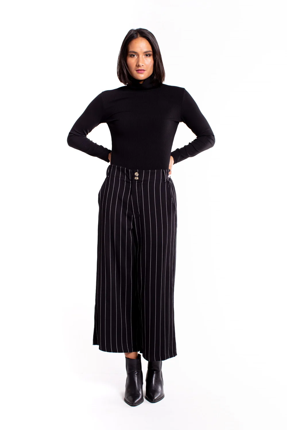 Et Alia Jones Top - Black - Image 4