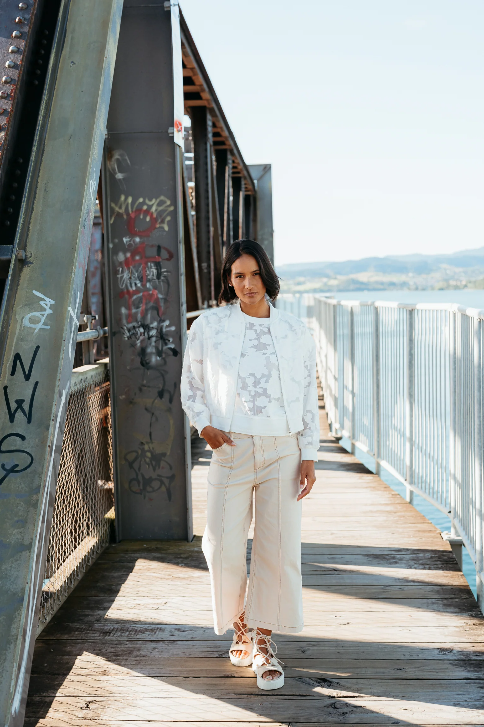 Et Alia Skylar Bomber - Ivory Florals - Image 8