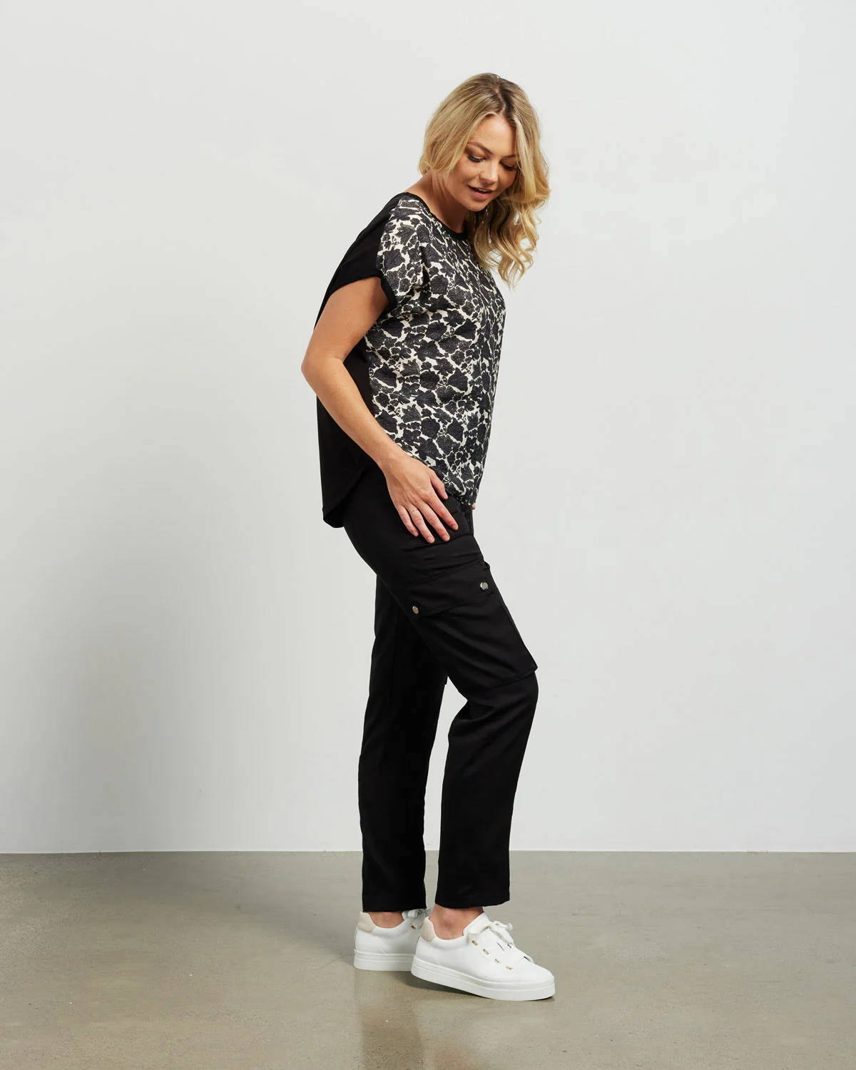 Et Alia Tatum Top - Image 12