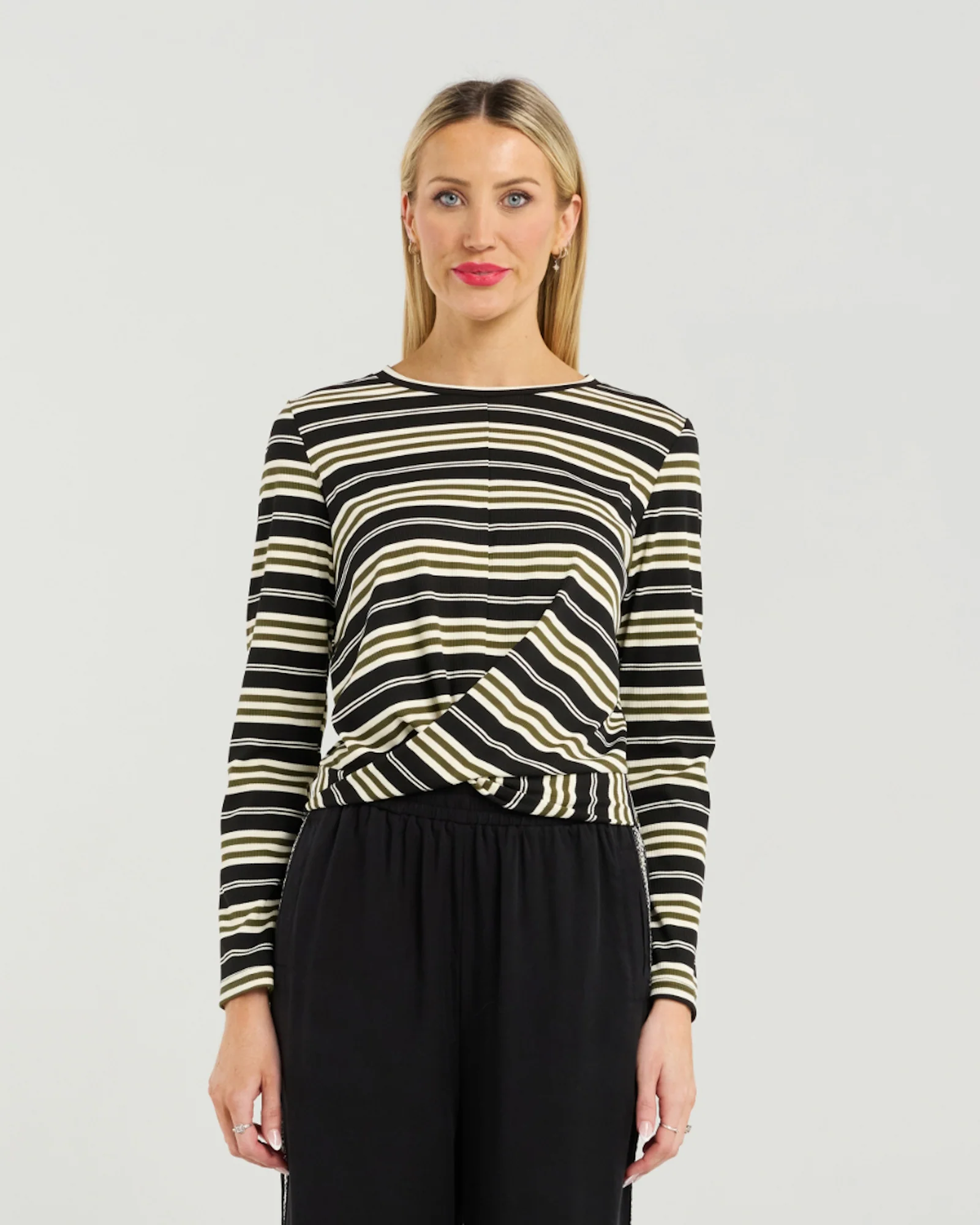 Et Alia Twist Tee