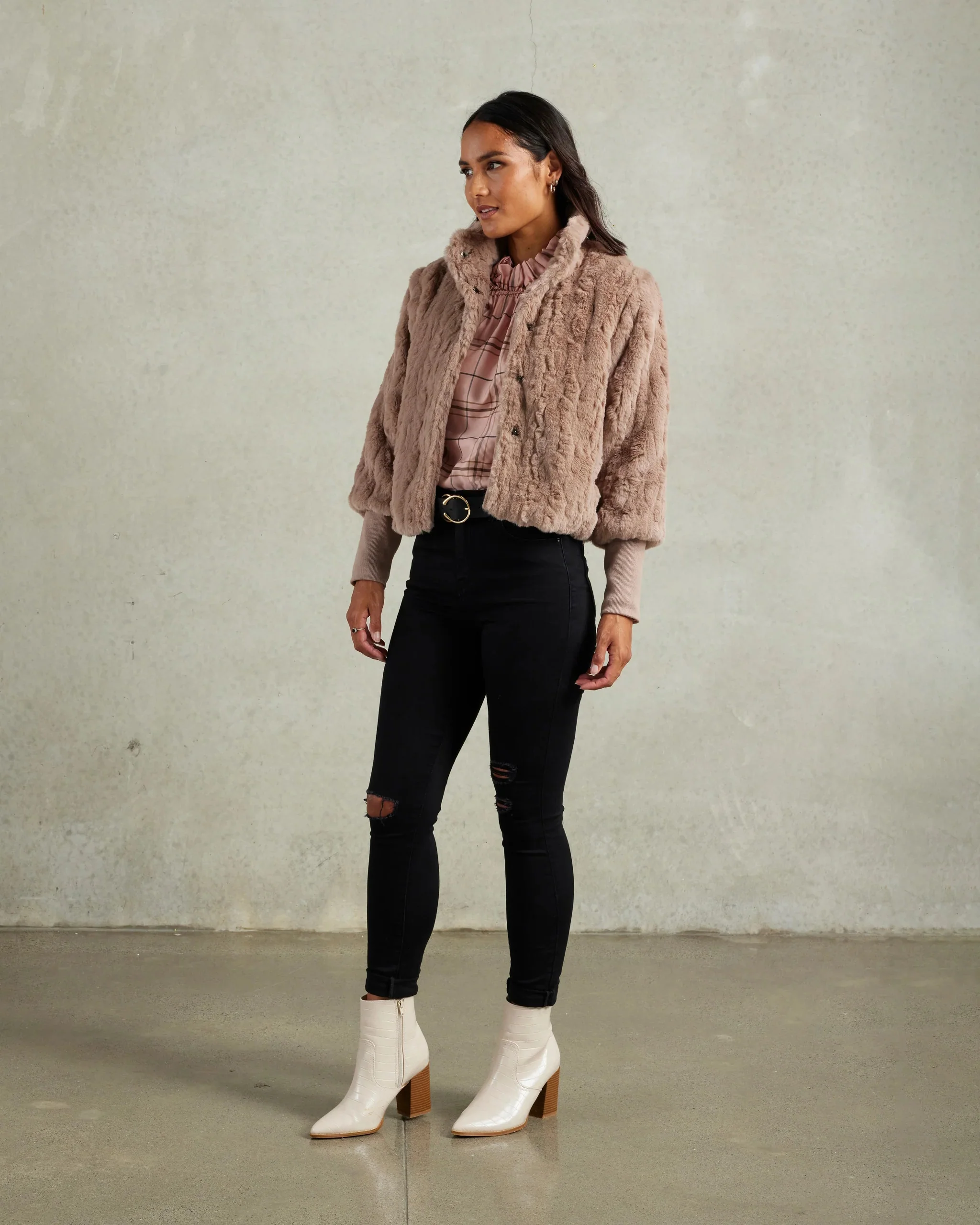 Et Alia Vintage Fur Jacket - Oatmeal - Image 4