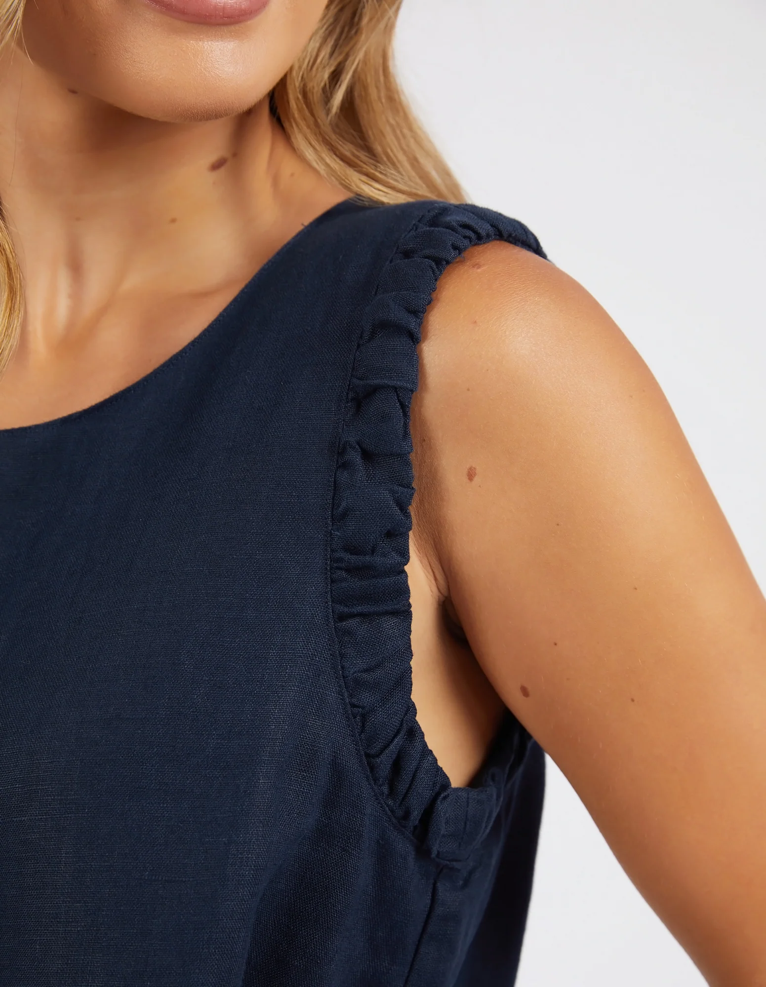 Foxwood Barista Dress - Image 3