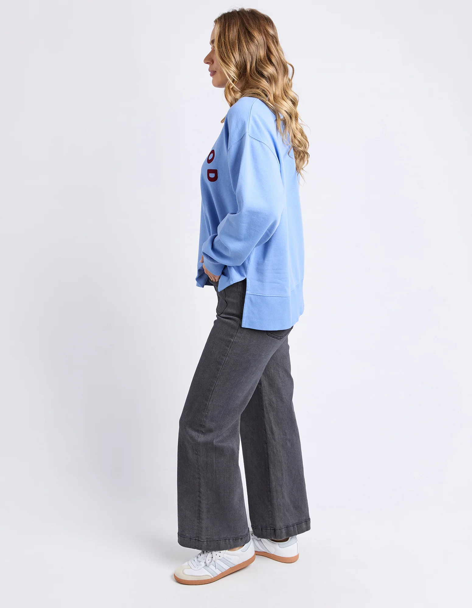 Foxwood Effortless Contrast Crew - Azurine Blue - Image 4