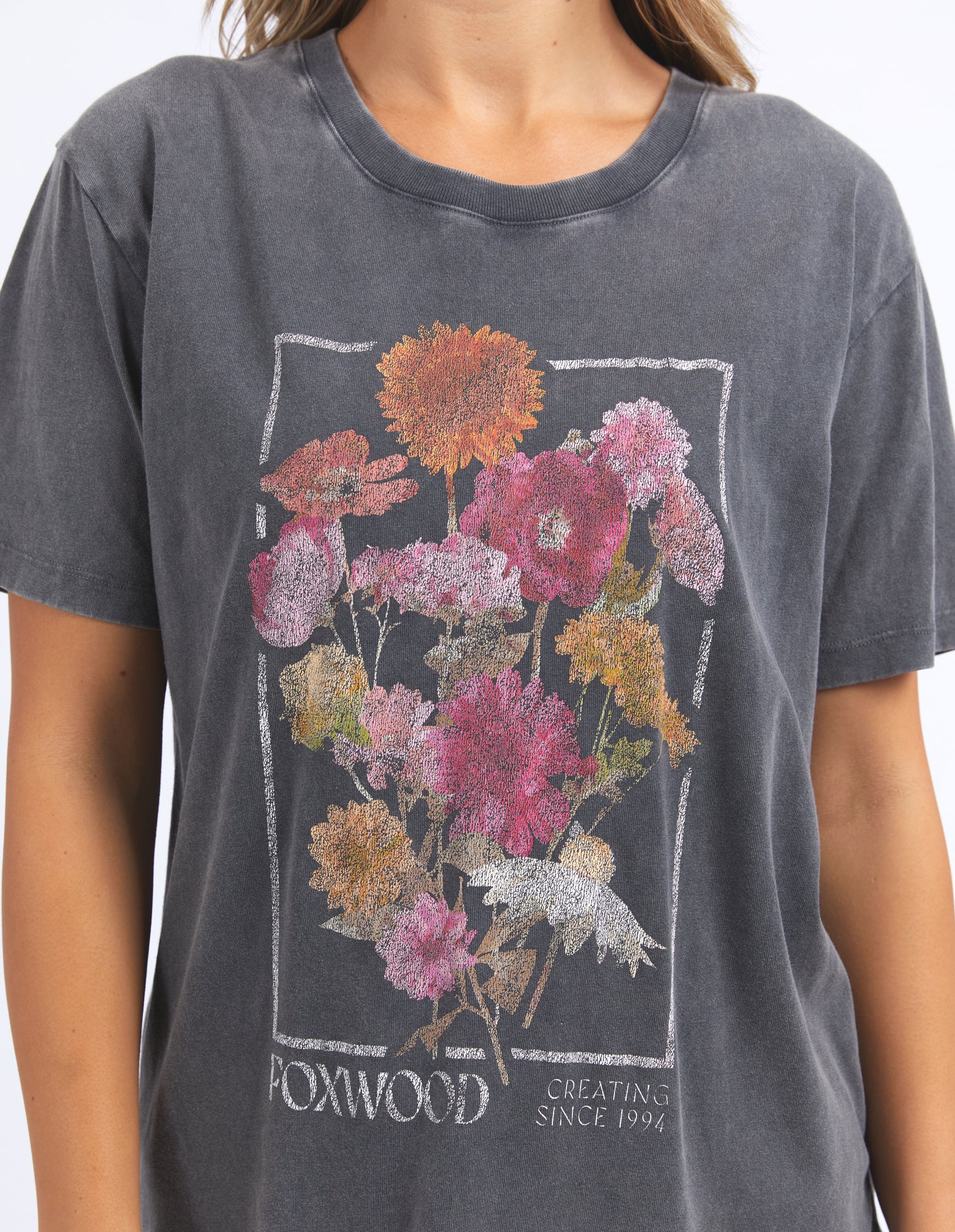 Foxwood In Bloom Tee Washed Black - Image 2