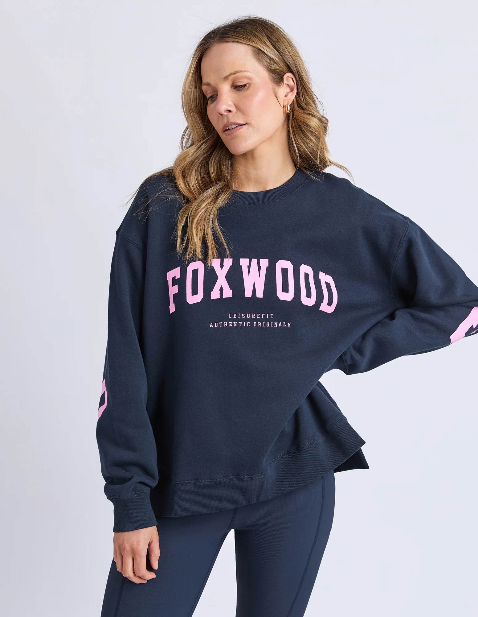 Foxwood Interval Crew - Navy/ Neon Pink