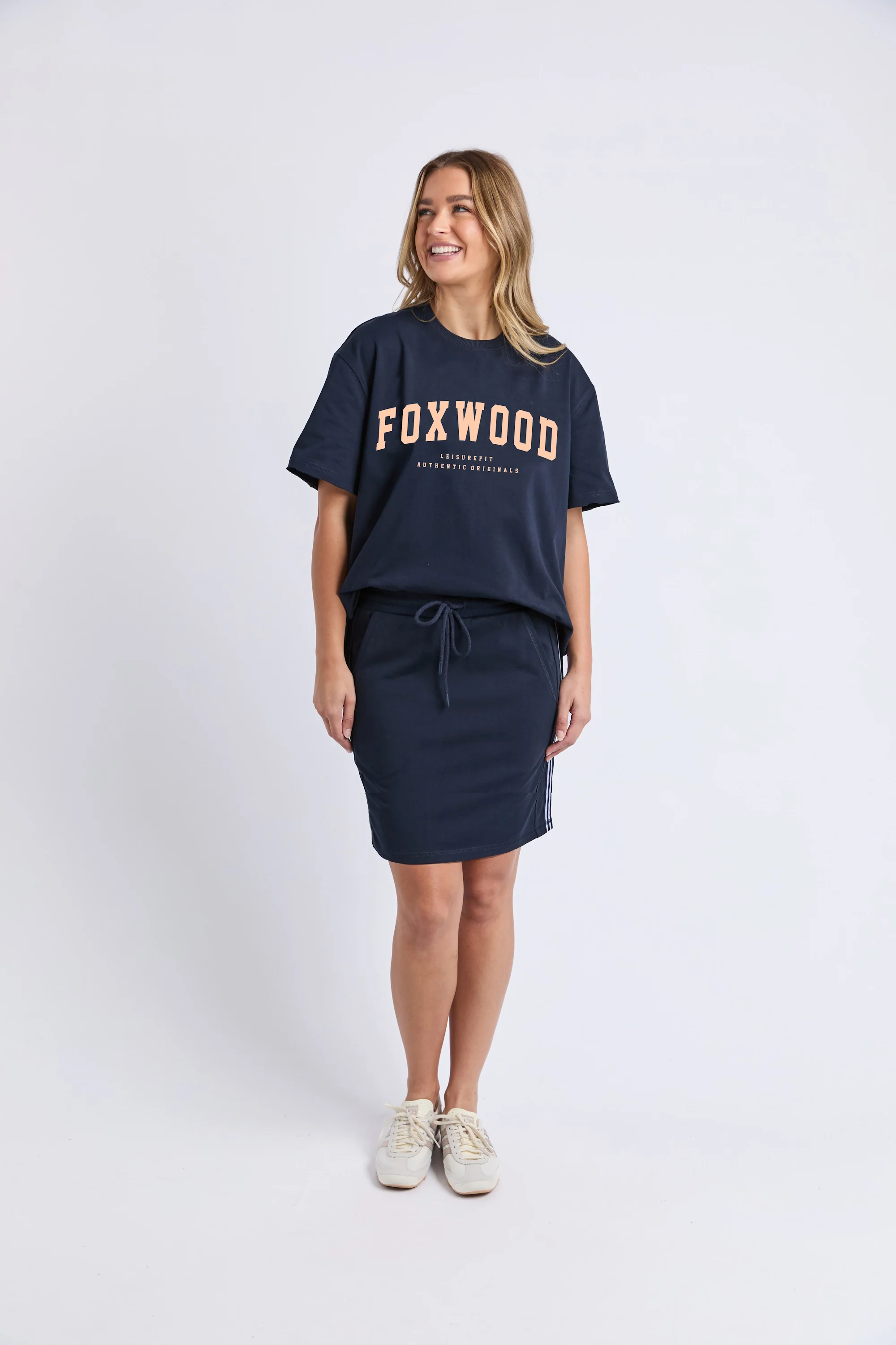 Foxwood Interval Tee- Navy/Neon Peach - Image 6