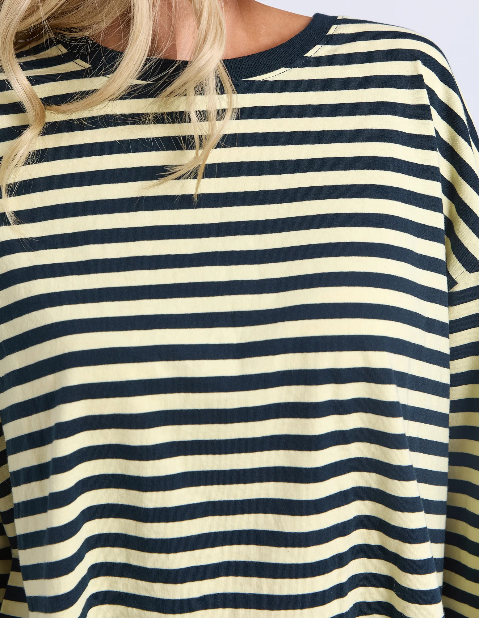 Foxwood Lola Crew Navy - Image 3