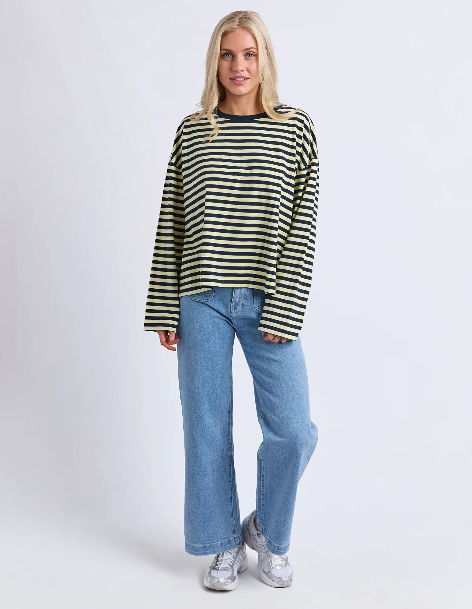 Foxwood Lola Crew Navy - Image 6