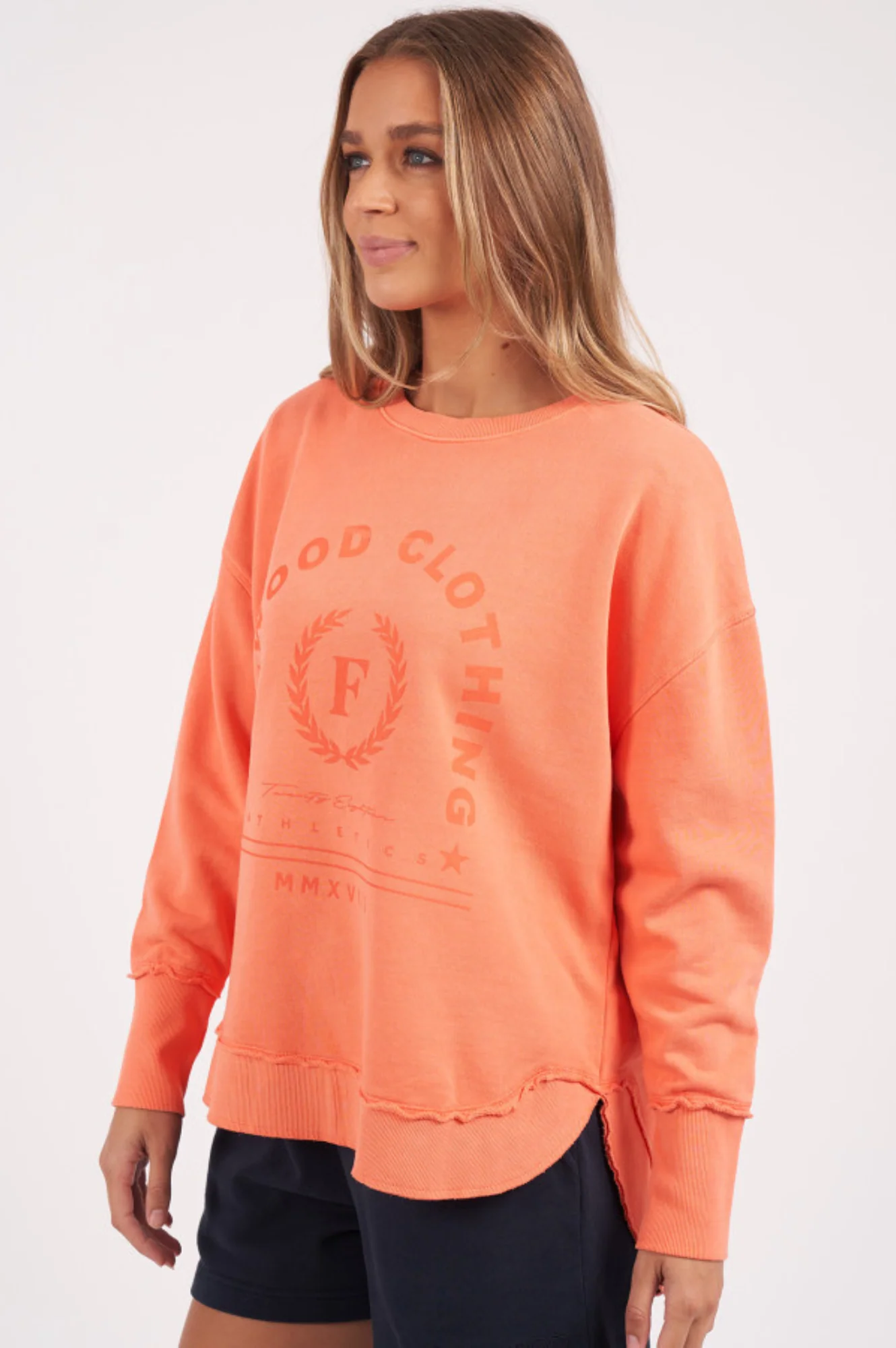 Foxwood Medalion Crew - Peach - Image 3