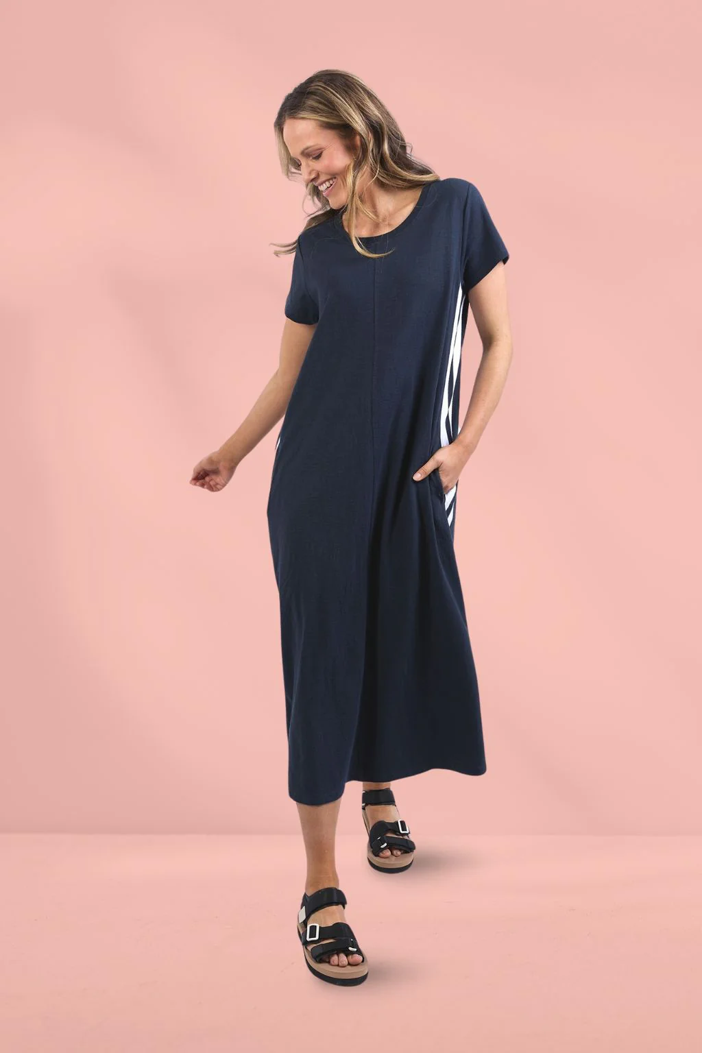 Foxwood Recovery Dress Navy - Image 6