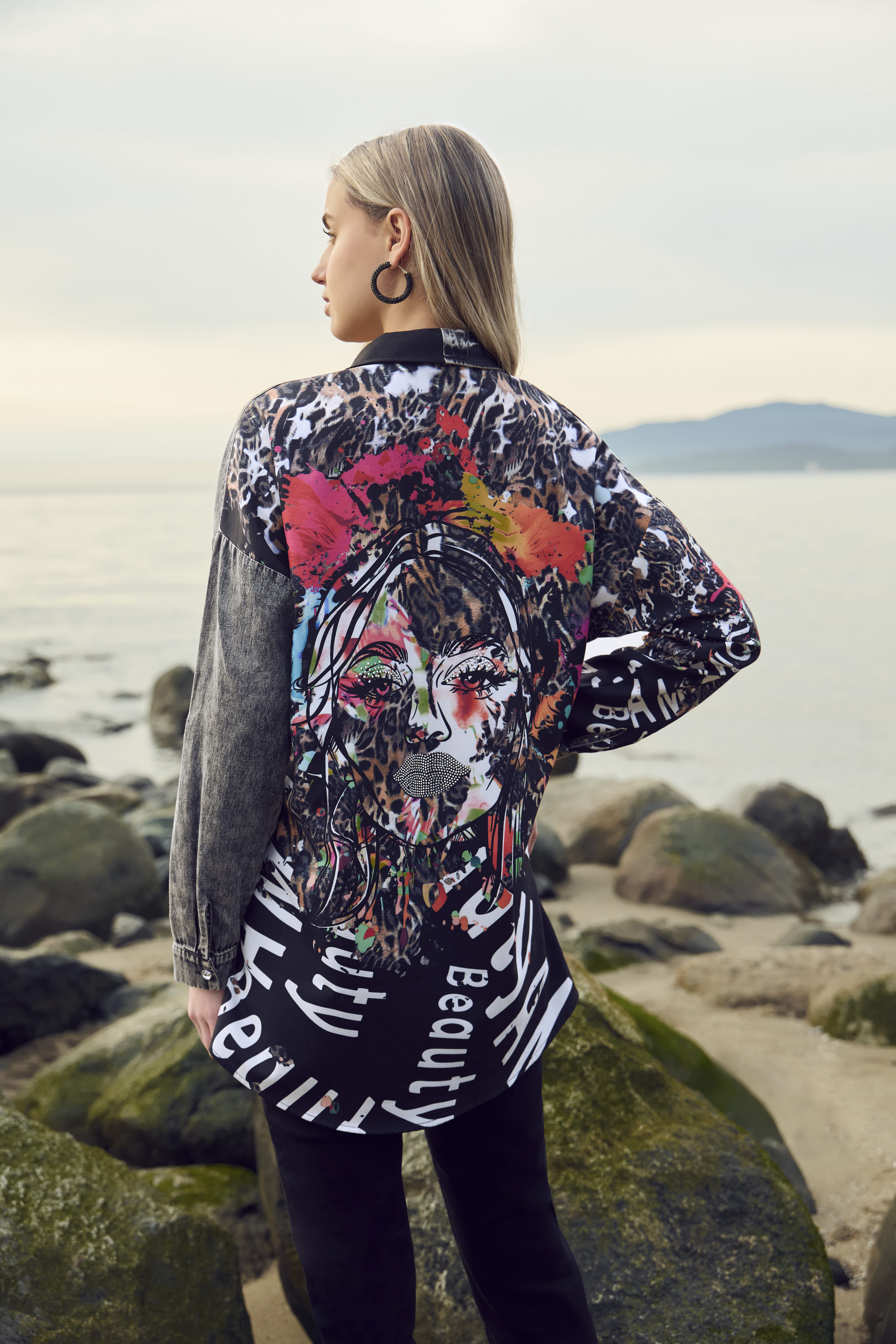 Frank Lyman Animal Print Shirt - Image 2