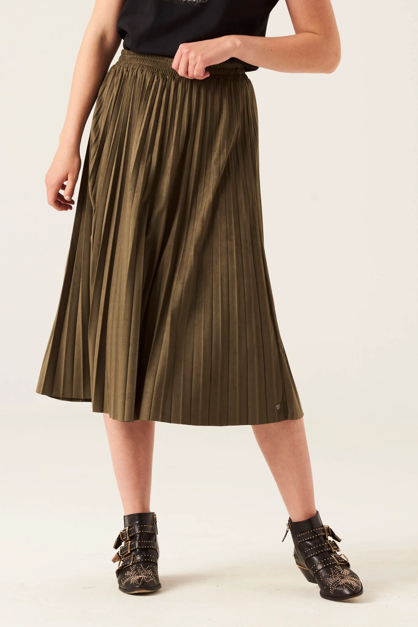 Garcia Pleated Skirt - Image 6