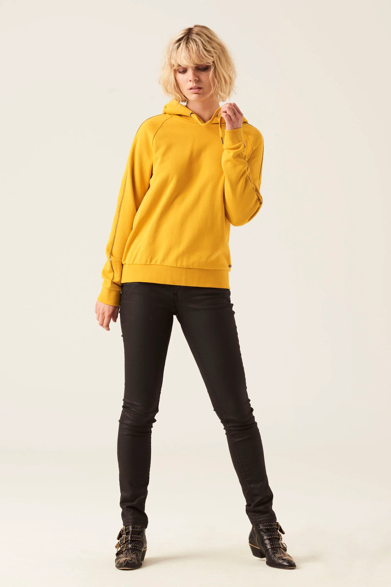 Garcia Sweat - Image 5