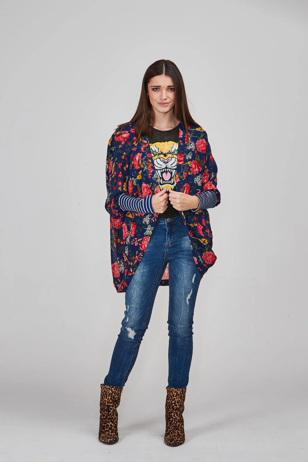 Gene Cuff Kimono Short - Image 3