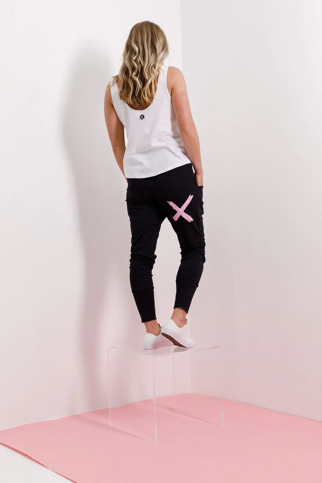 Home Lee Apartment Pants Black with Pink Bloom - Image 3