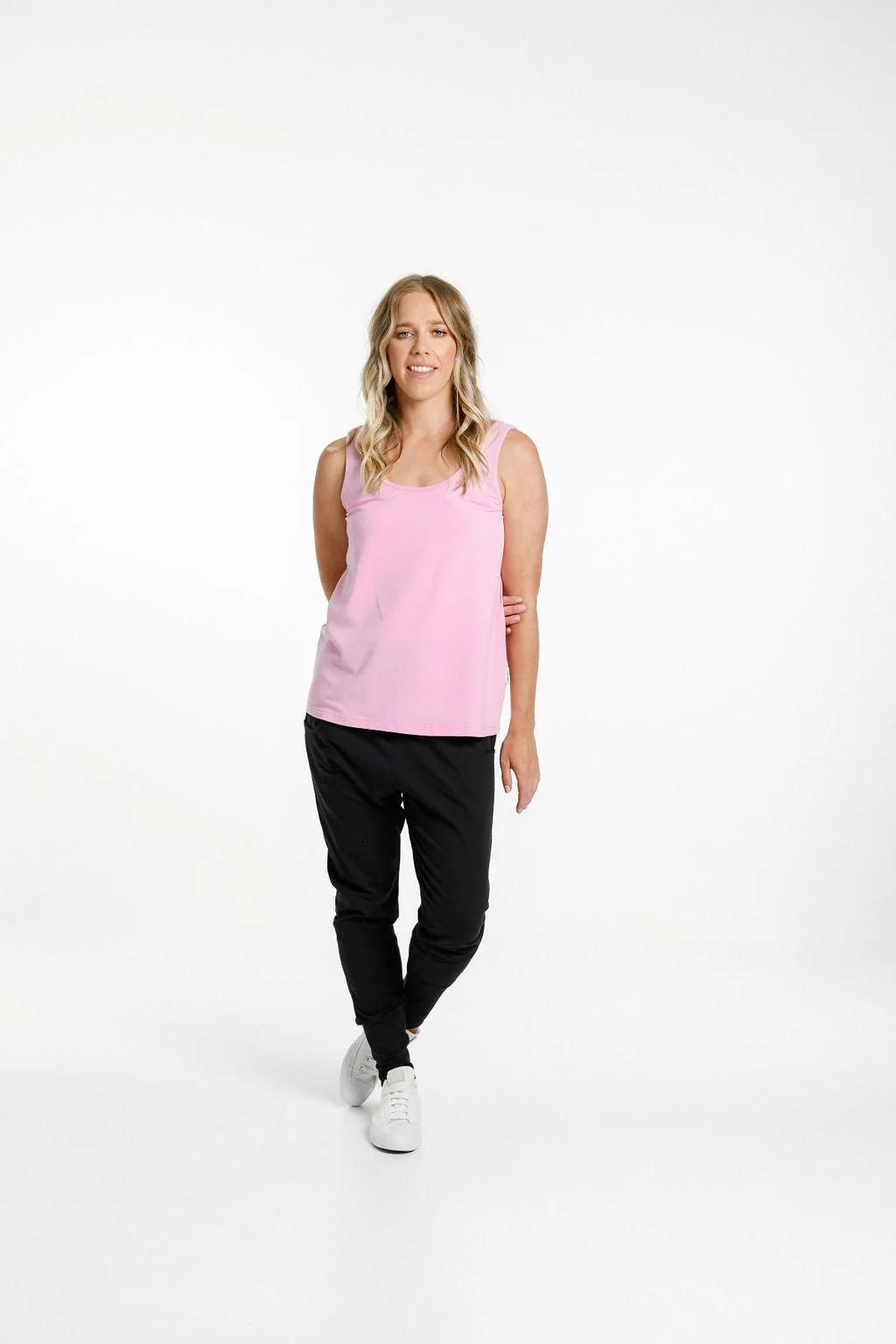 Home Lee Apartment Pants Black with Pink Bloom - Image 4