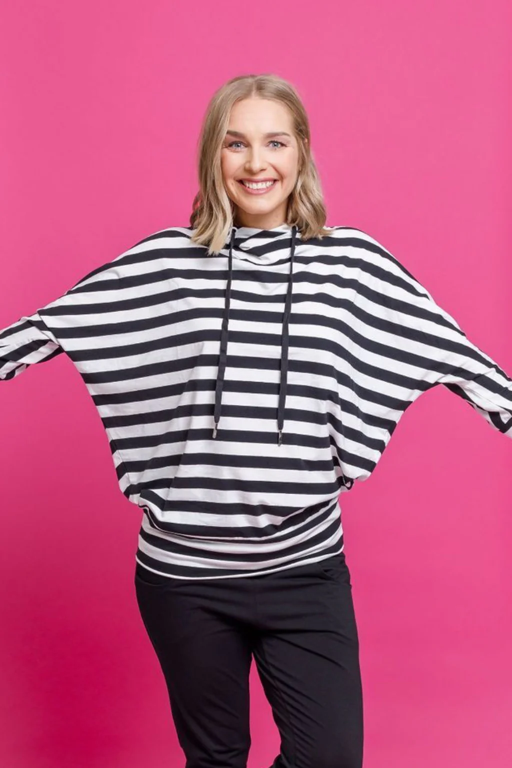 Home Lee Ellen Tee Hooded Top - Image 3