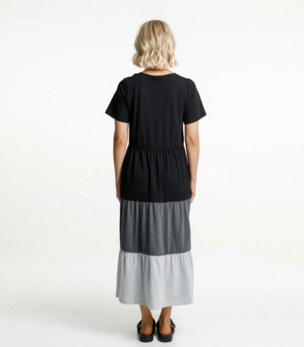 Home Lee Kendall Dress - Black/Charcoal/Grey Spice - Image 2