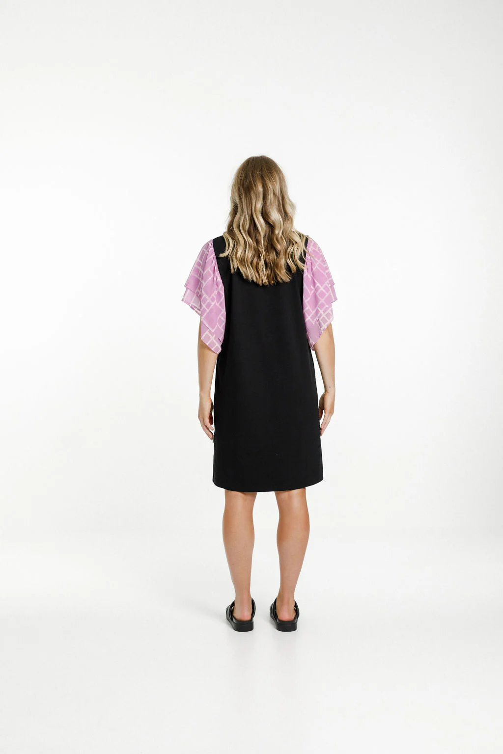Home Lee Lola Dress Black with Pink Bloom - Image 4
