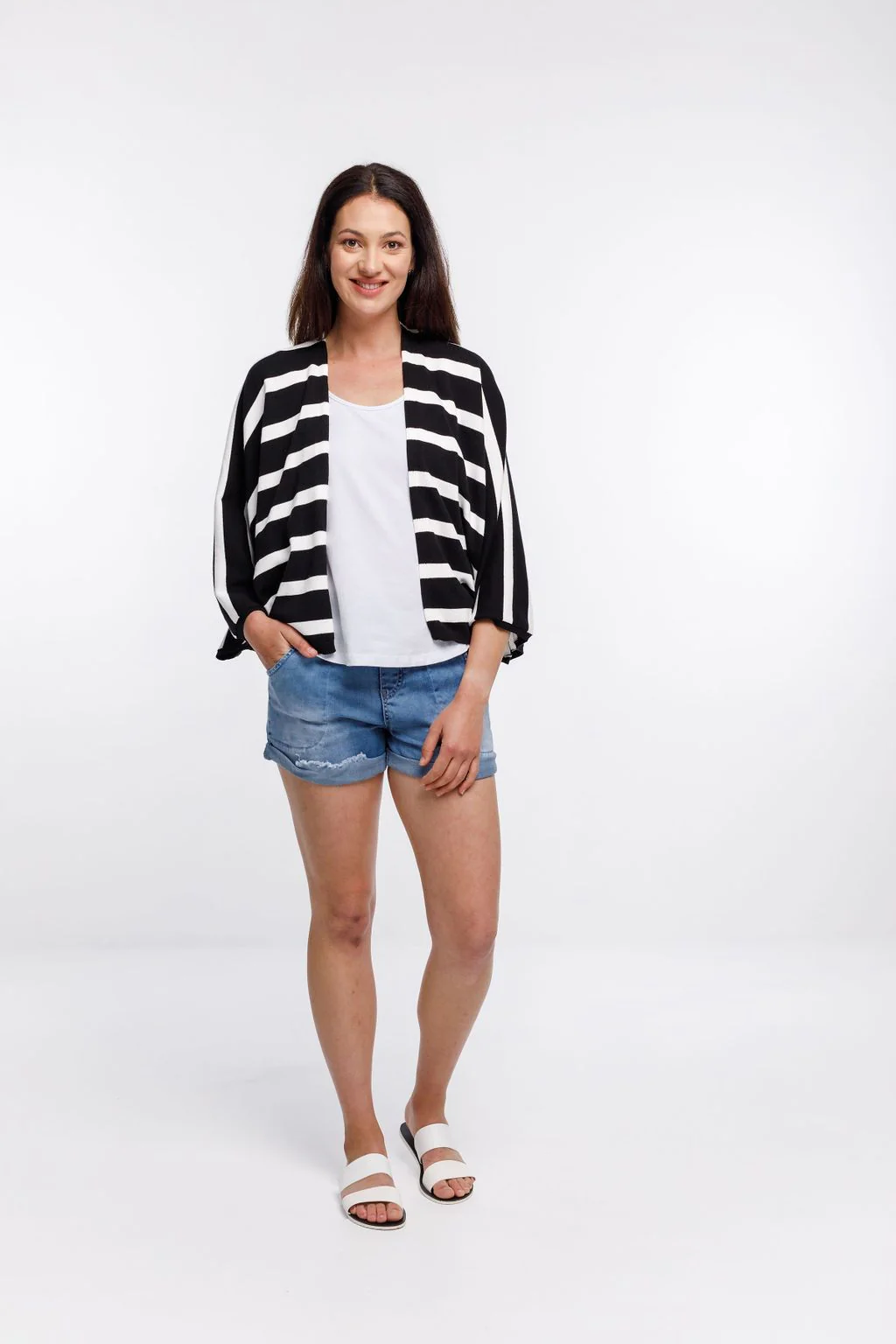 Home Lee Knit Cape - Black & White - Image 3