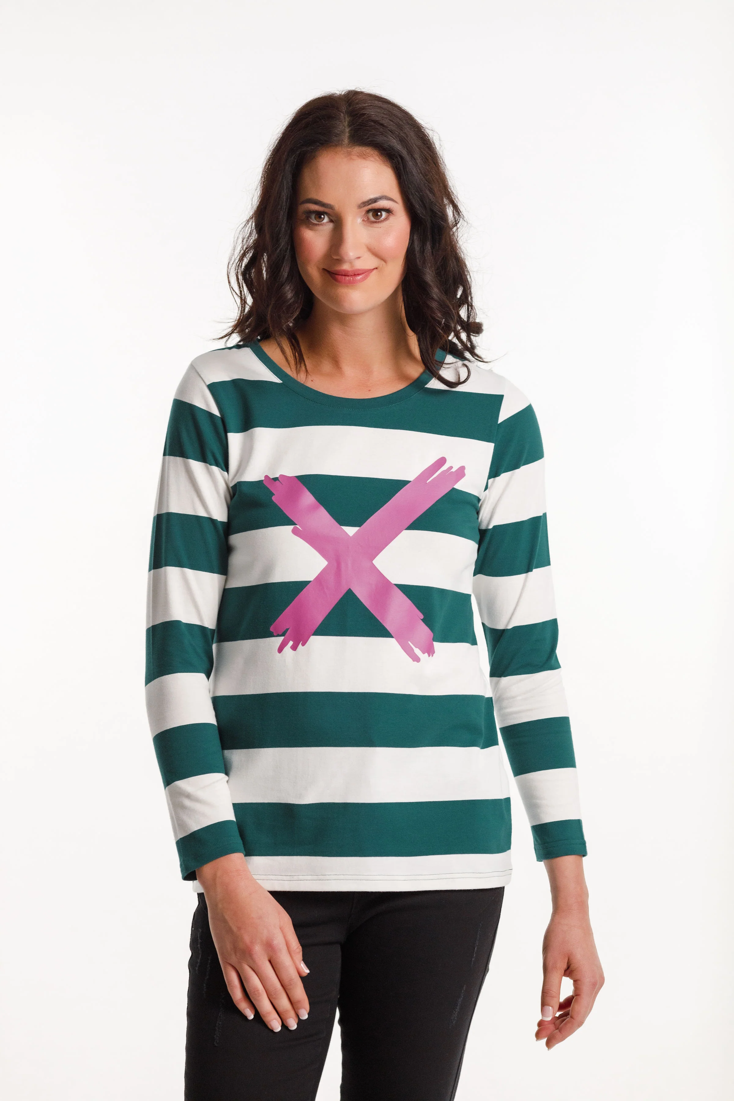 Home Lee Ls Taylor Tee