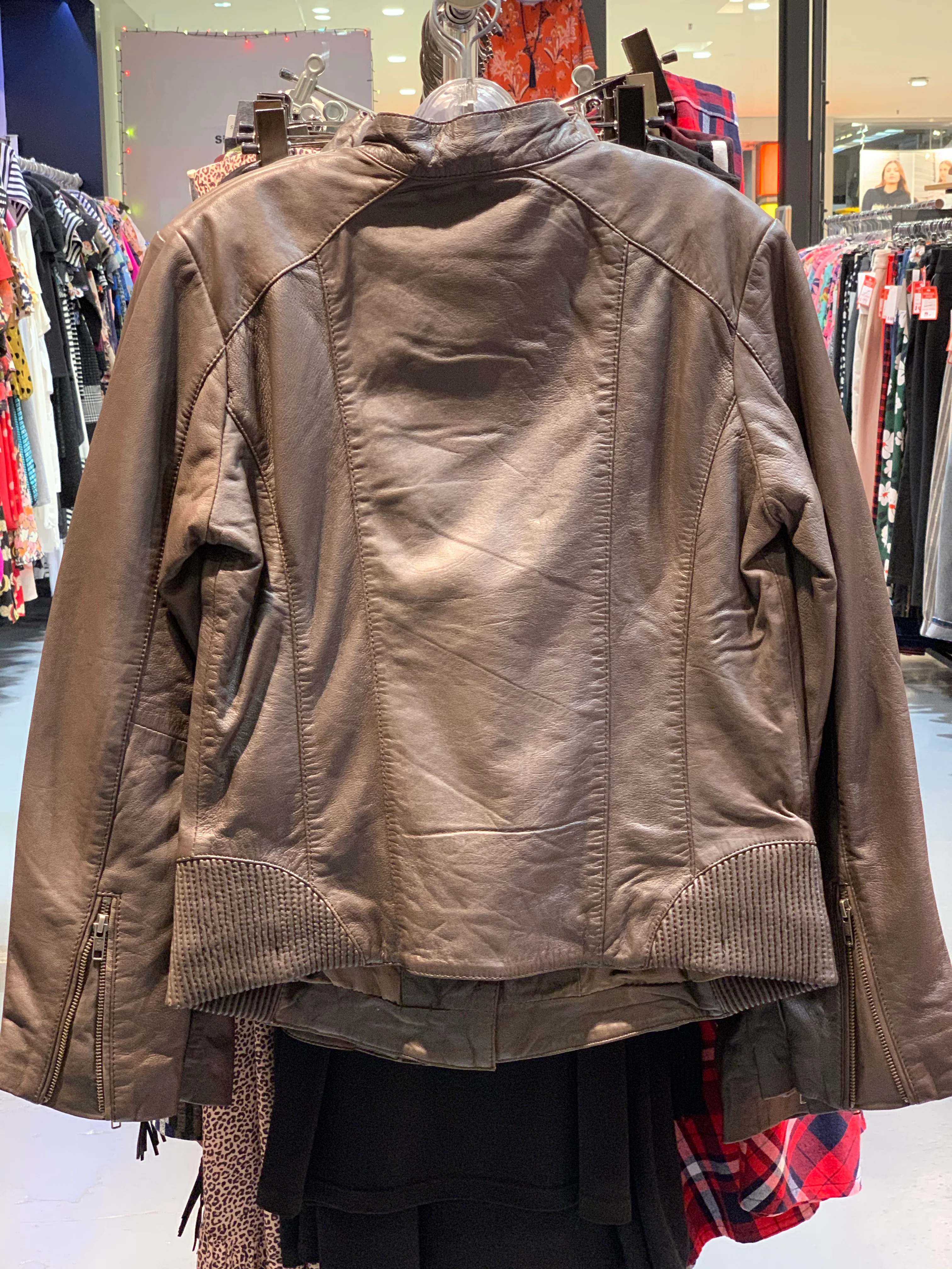 Popup - Leather Jacket - Image 3