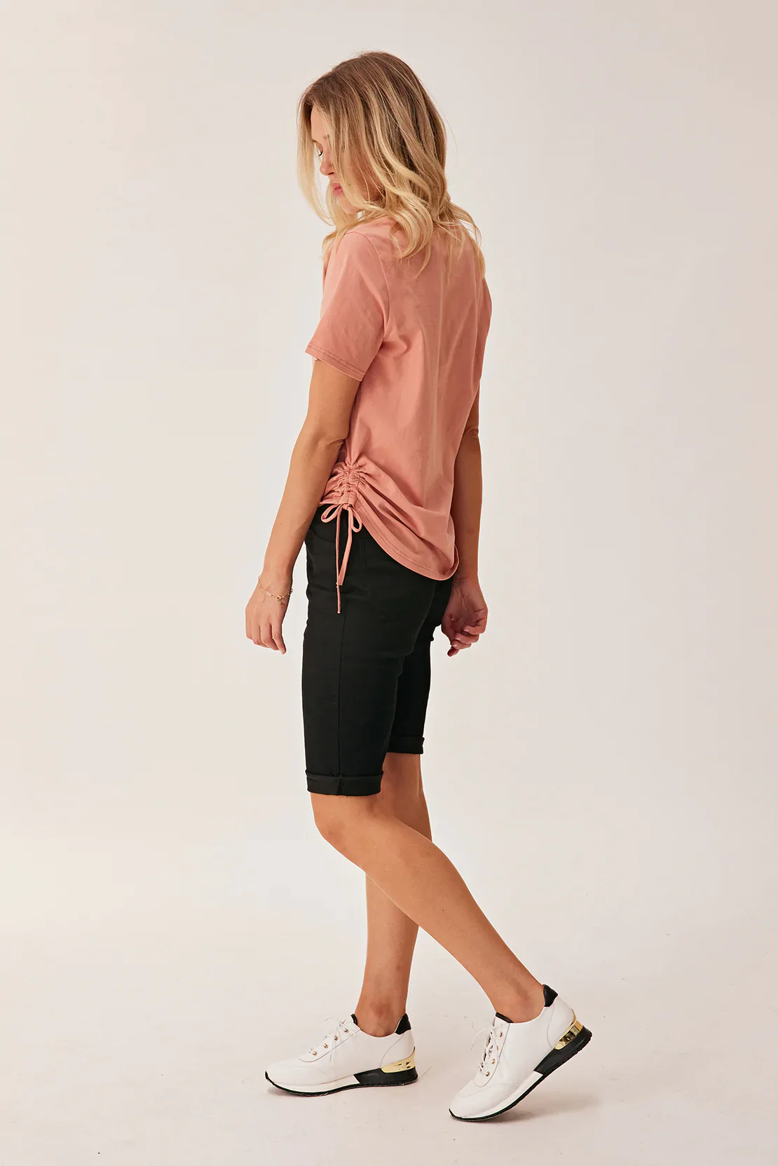 Lemon Tree Alexia Short - Black - Image 4