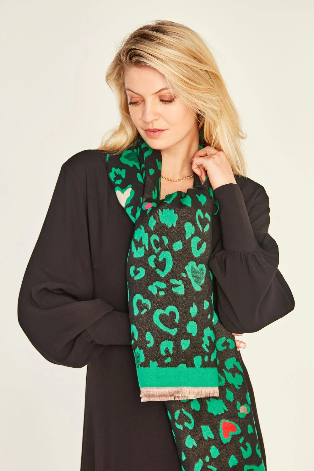 Lemon Tree Cora Scarf - Green - Image 3